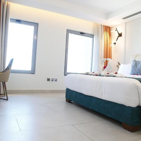 Waterfront Hotel Apartment Lusail エクステリア 写真 A room at the hotel