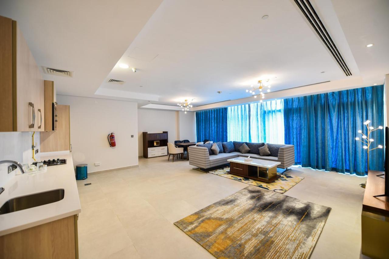 Waterfront Hotel Apartment Lusail エクステリア 写真 A living room in a typical apartment